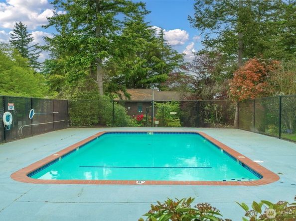 1239 SW 132nd Lane 822, Burien WA 98146