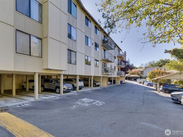 1239 SW 132nd Lane 822, Burien WA 98146