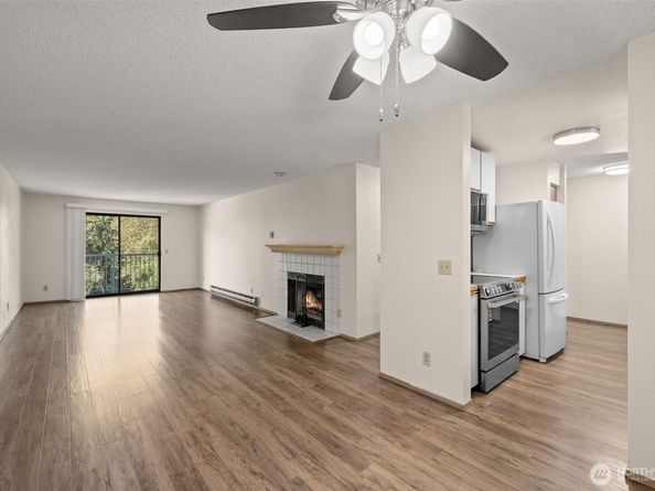 1239 SW 132nd Lane 822, Burien WA 98146