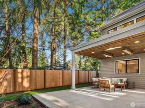 17020 NE 93rd Court, Redmond WA 98052