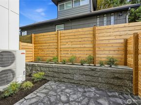 7552 39th Avenue SW, Seattle WA 98126