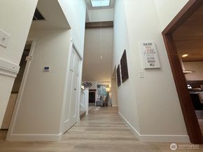 1770 159TH Avenue NE, Bellevue WA 98008