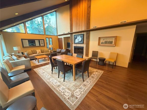 1770 159TH Avenue NE, Bellevue WA 98008