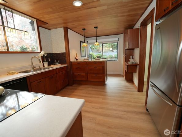 1770 159TH Avenue NE, Bellevue WA 98008