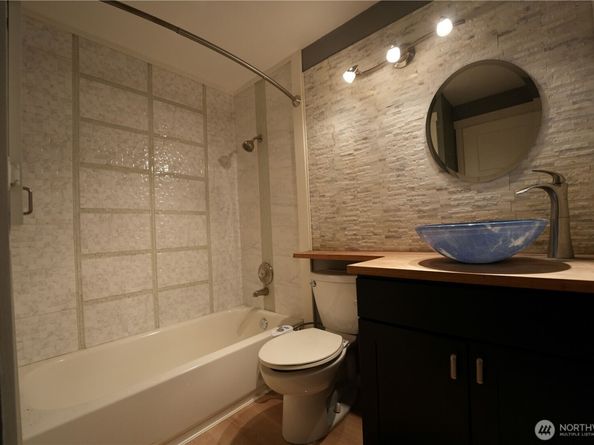 1770 159TH Avenue NE, Bellevue WA 98008