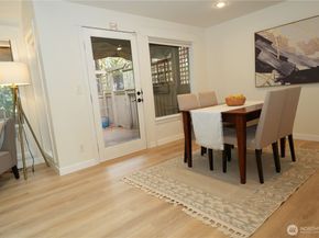 1770 159TH Avenue NE, Bellevue WA 98008