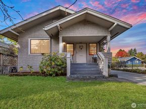 8007 Fremont Avenue N, Seattle WA 98103