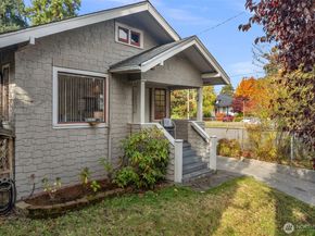 8007 Fremont Avenue N, Seattle WA 98103
