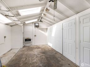 8007 Fremont Avenue N, Seattle WA 98103