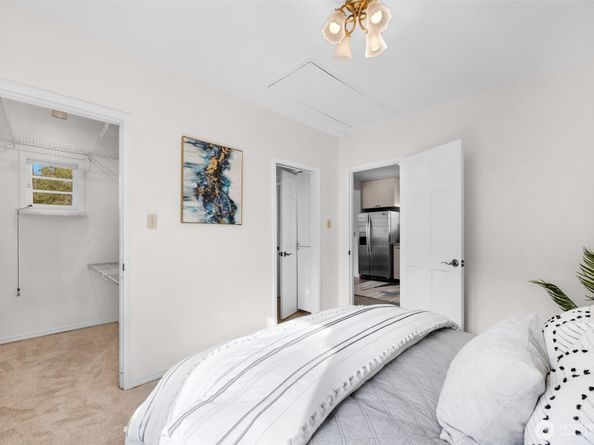 8007 Fremont Avenue N, Seattle WA 98103