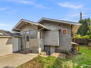 8007 Fremont Avenue N, Seattle WA 98103