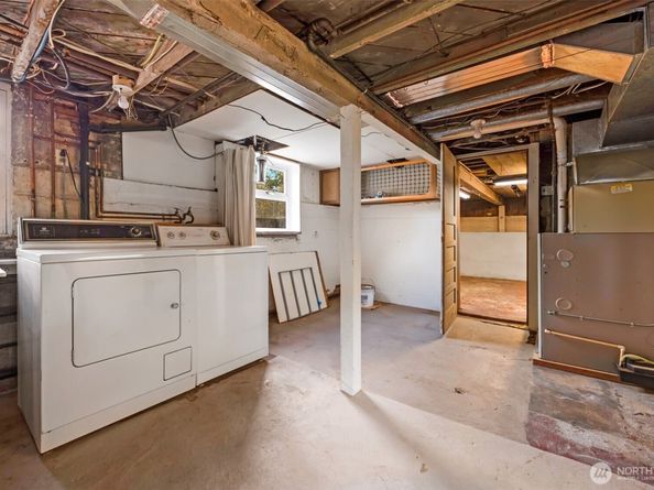 8007 Fremont Avenue N, Seattle WA 98103