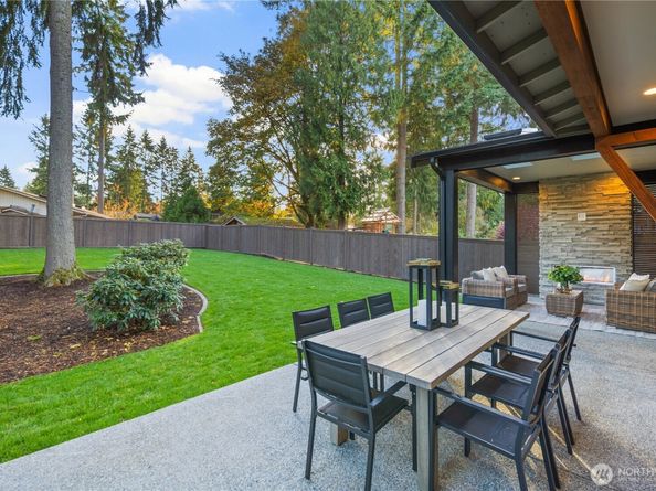 12127 NE 65th Street, Kirkland WA 98033