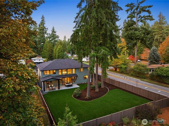 12127 NE 65th Street, Kirkland WA 98033