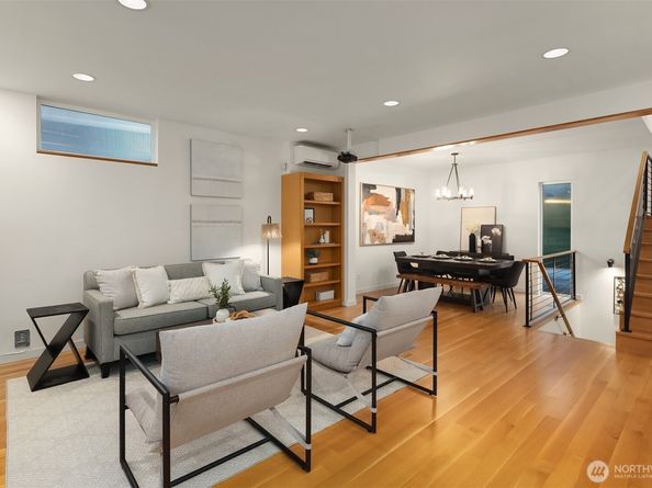 1002 5th Avenue N, Seattle WA 98109