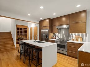 1002 5th Avenue N, Seattle WA 98109