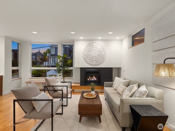 1002 5th Avenue N, Seattle WA 98109