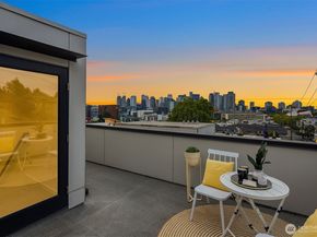 1002 5th Avenue N, Seattle WA 98109