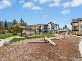 1845 SE 12th Place H204, North Bend WA 98045