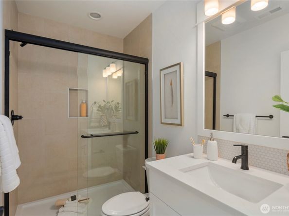 4215 220th Place SE, Bothell WA 98021