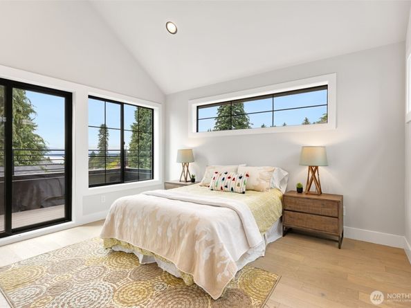 10719 2nd Avenue NW, Seattle WA 98177