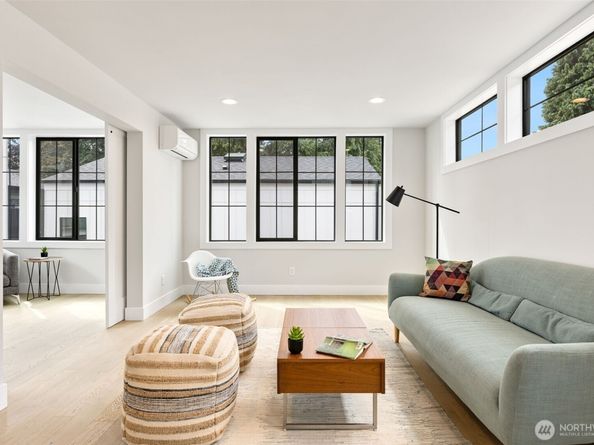 10719 2nd Avenue NW, Seattle WA 98177