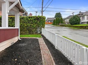 1102 Highland Avenue, Bremerton WA 98337