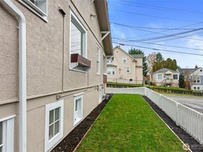 1102 Highland Avenue, Bremerton WA 98337