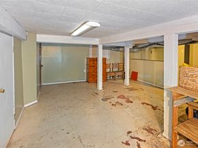 1102 Highland Avenue, Bremerton WA 98337