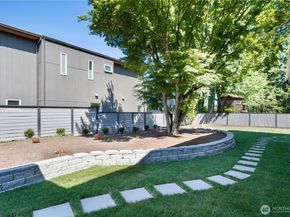 8456 SE 40th Street, Mercer Island WA 98040
