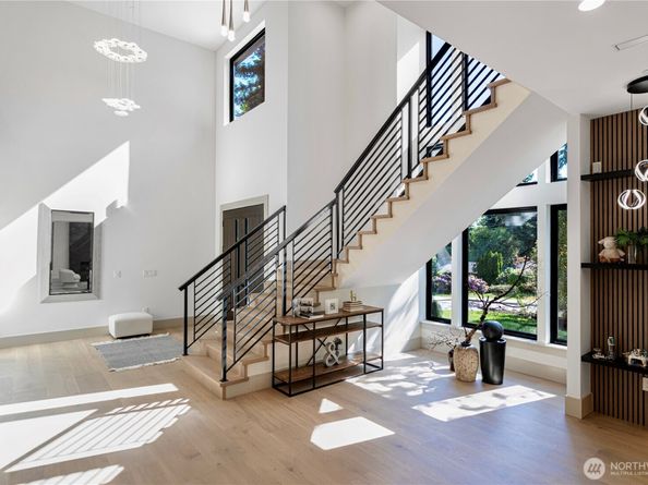 8456 SE 40th Street, Mercer Island WA 98040