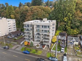1300 Alki Avenue SW 201, Seattle WA 98116