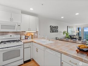 1300 Alki Avenue SW 201, Seattle WA 98116