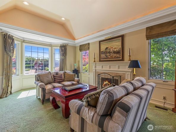 9804 Marine View Drive, Mukilteo WA 98275