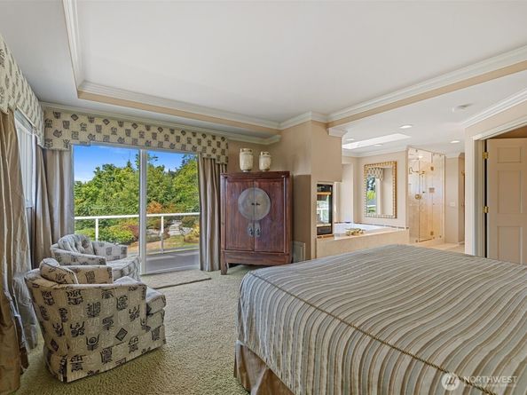 9804 Marine View Drive, Mukilteo WA 98275