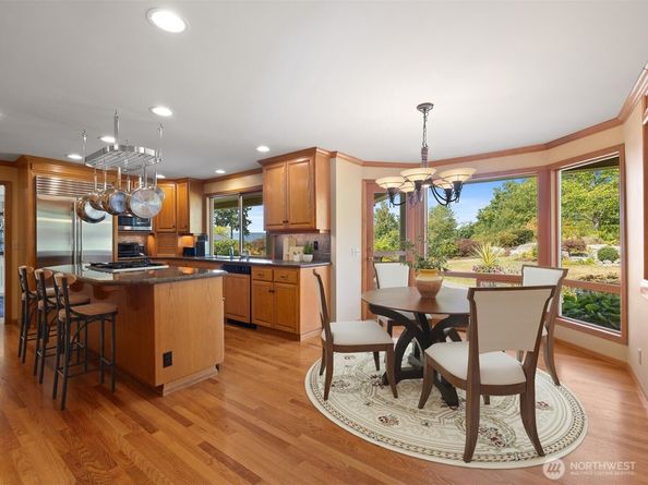 9804 Marine View Drive, Mukilteo WA 98275