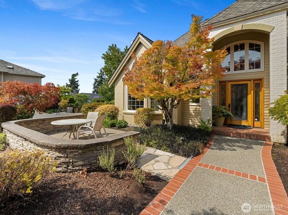 9804 Marine View Drive, Mukilteo WA 98275