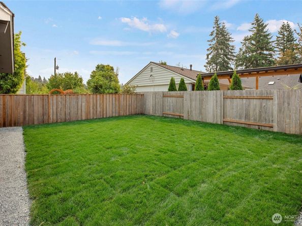 3029 NE 133rd Street, Seattle WA 98125