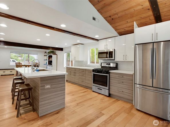3029 NE 133rd Street, Seattle WA 98125