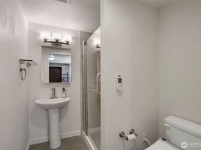 3029 NE 133rd Street, Seattle WA 98125