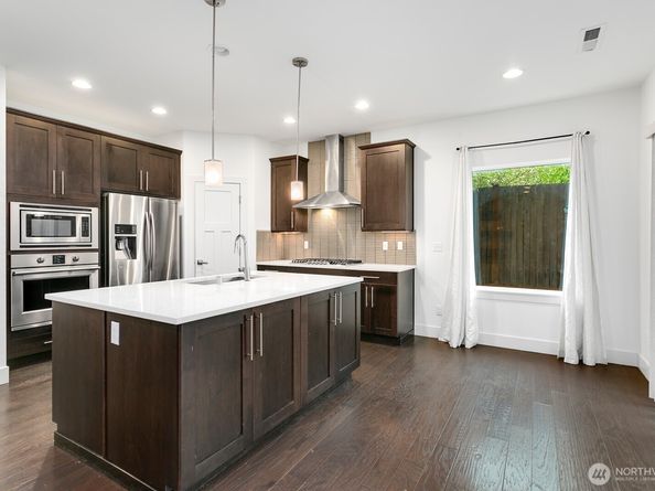 4214 223rd Place SE, Bothell WA 98021