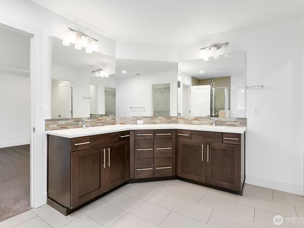 4214 223rd Place SE, Bothell WA 98021