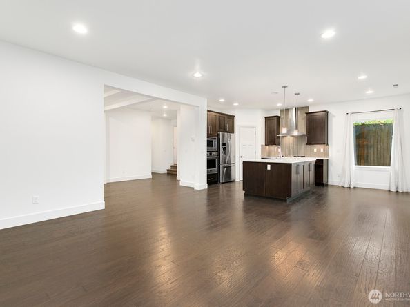 4214 223rd Place SE, Bothell WA 98021