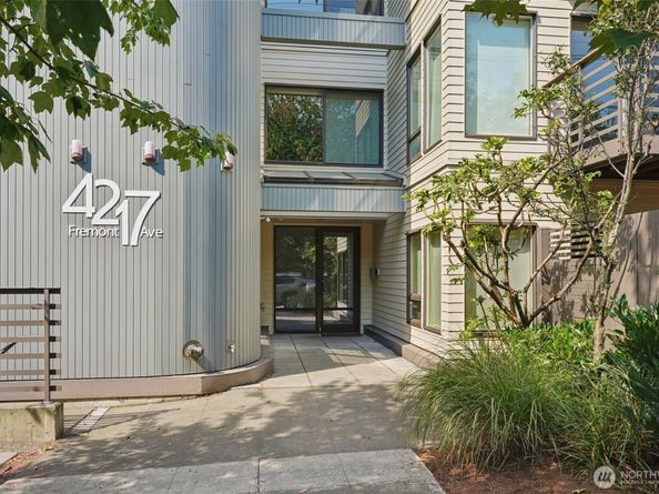 4217 Fremont Avenue N 2, Seattle WA 98103
