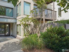 4217 Fremont Avenue N 2, Seattle WA 98103