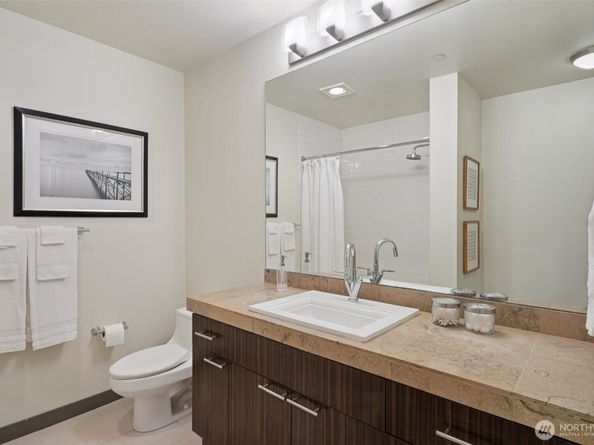 4217 Fremont Avenue N 2, Seattle WA 98103