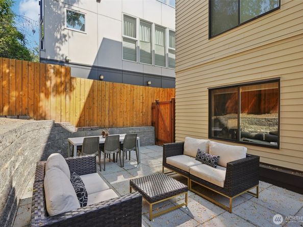 4217 Fremont Avenue N 2, Seattle WA 98103