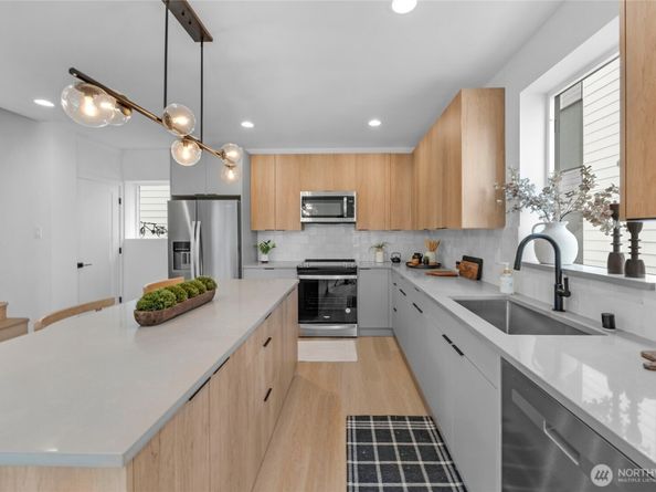 922 16th Avenue A, Seattle WA 98122