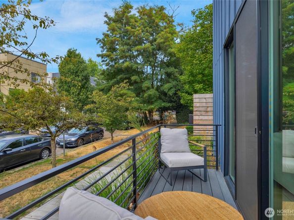 922 16th Avenue A, Seattle WA 98122