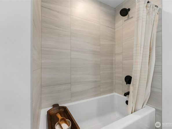 922 16th Avenue A, Seattle WA 98122